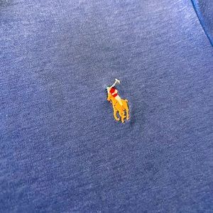 Ralph Lauren T-shirt in blue.